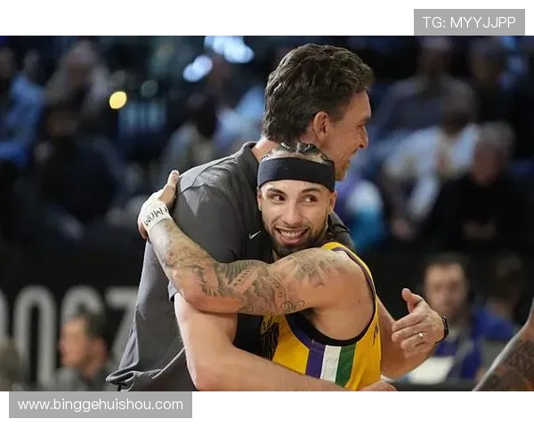 阿尔瓦拉多表现抢眼全场最高24分三分球命中率高达545